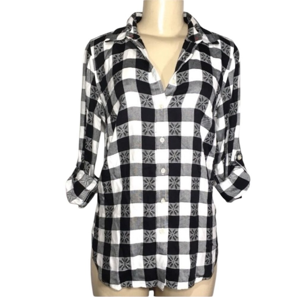 Talbots Buffalo Check Snowflake Button Down Women XS Black White Roll Tab Rayon